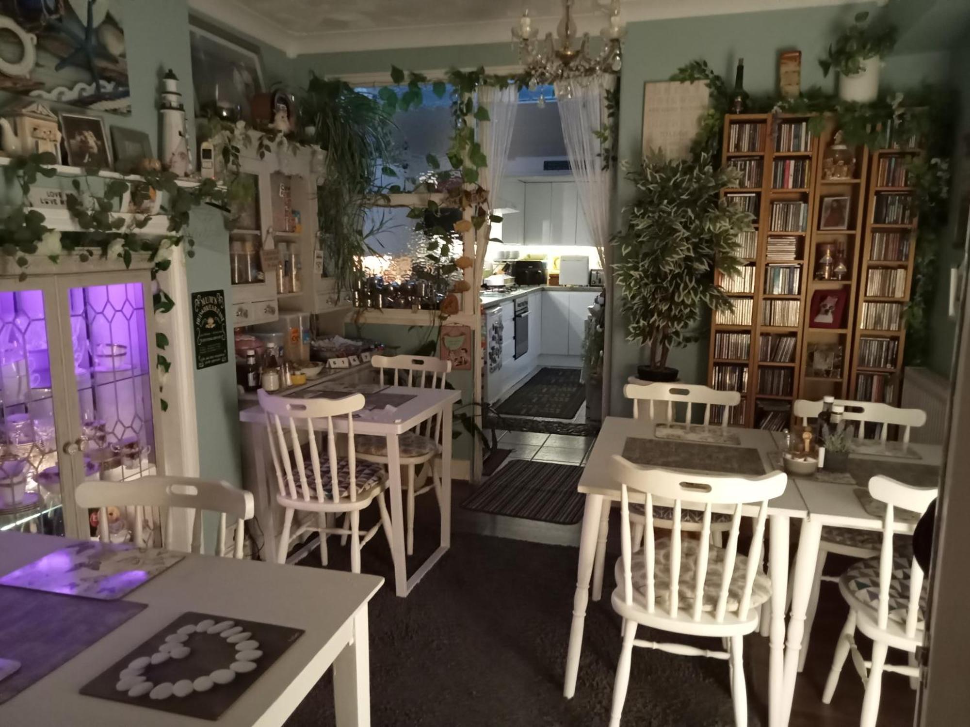 Marjune Guest House ウェーマス エクステリア 写真
